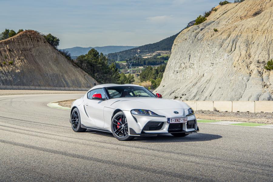  Toyota GR Supra 2.0 Fuji Speedway Edition (A90) 2020 года  (EU) (фото 13 из 40)